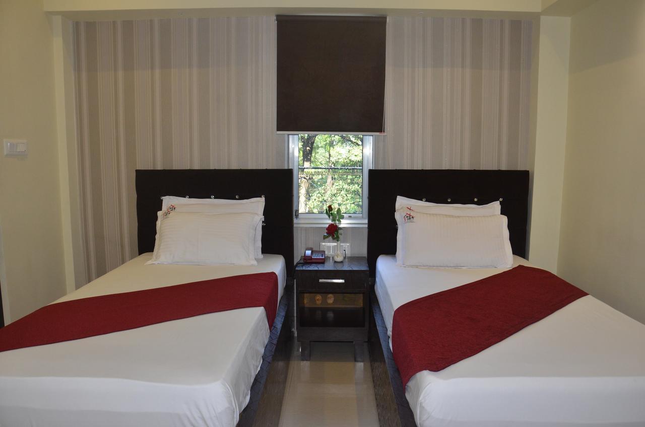 Hotel Pritika Durgāpur Zewnętrze zdjęcie